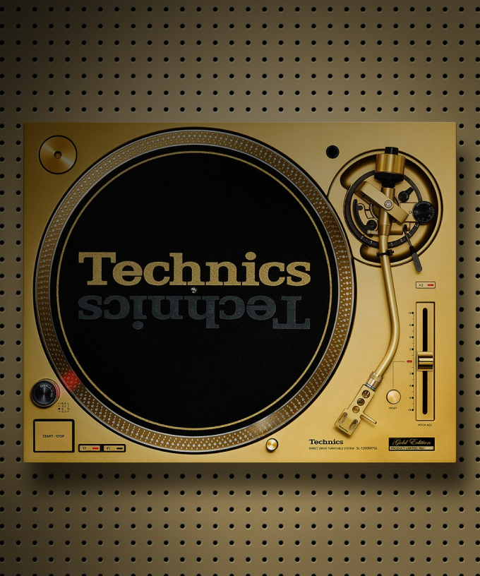 Découvrez la Technics SL-1200M7G