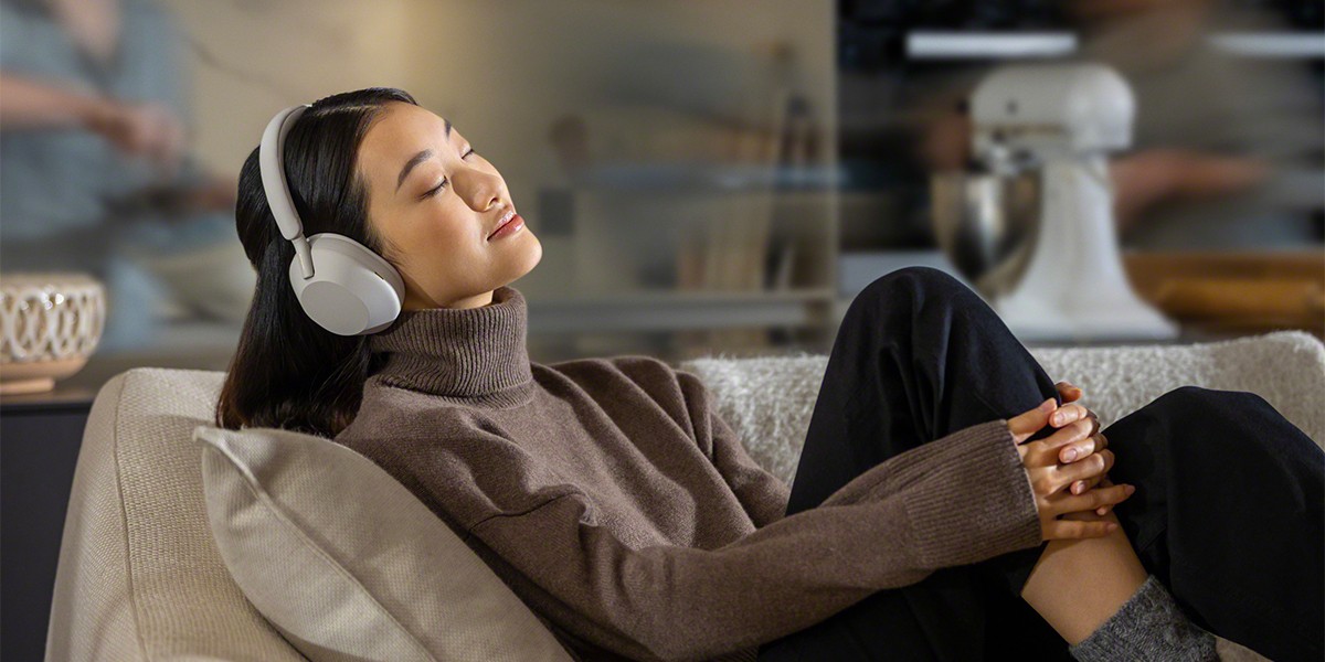 Casque d'écoute Bluetooth à réduction de bruit Sony WH-1000XM5