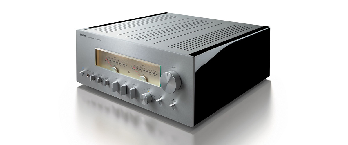 Amplificateur stéréo intégré Yamaha AS-3200