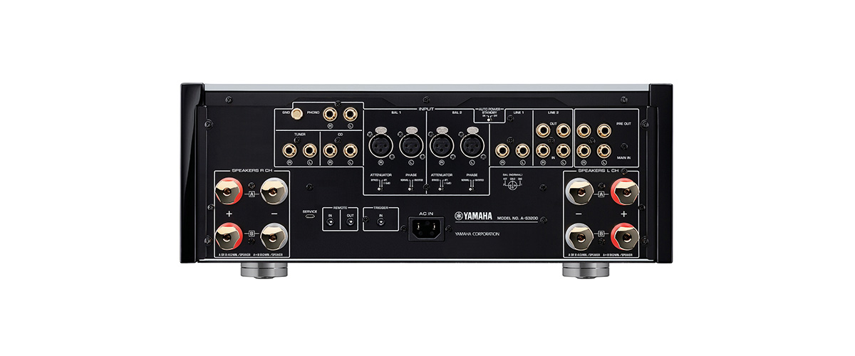 Amplificateur stéréo intégré Yamaha AS-3200