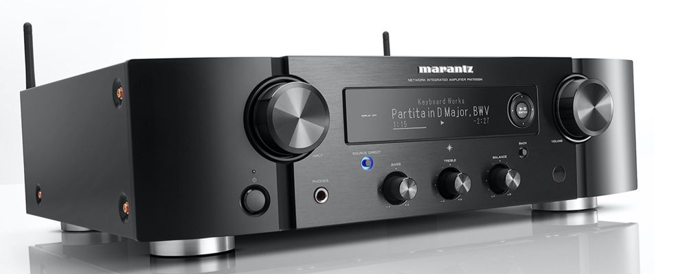 Amplificateur stéréo PM7000N par Marantz