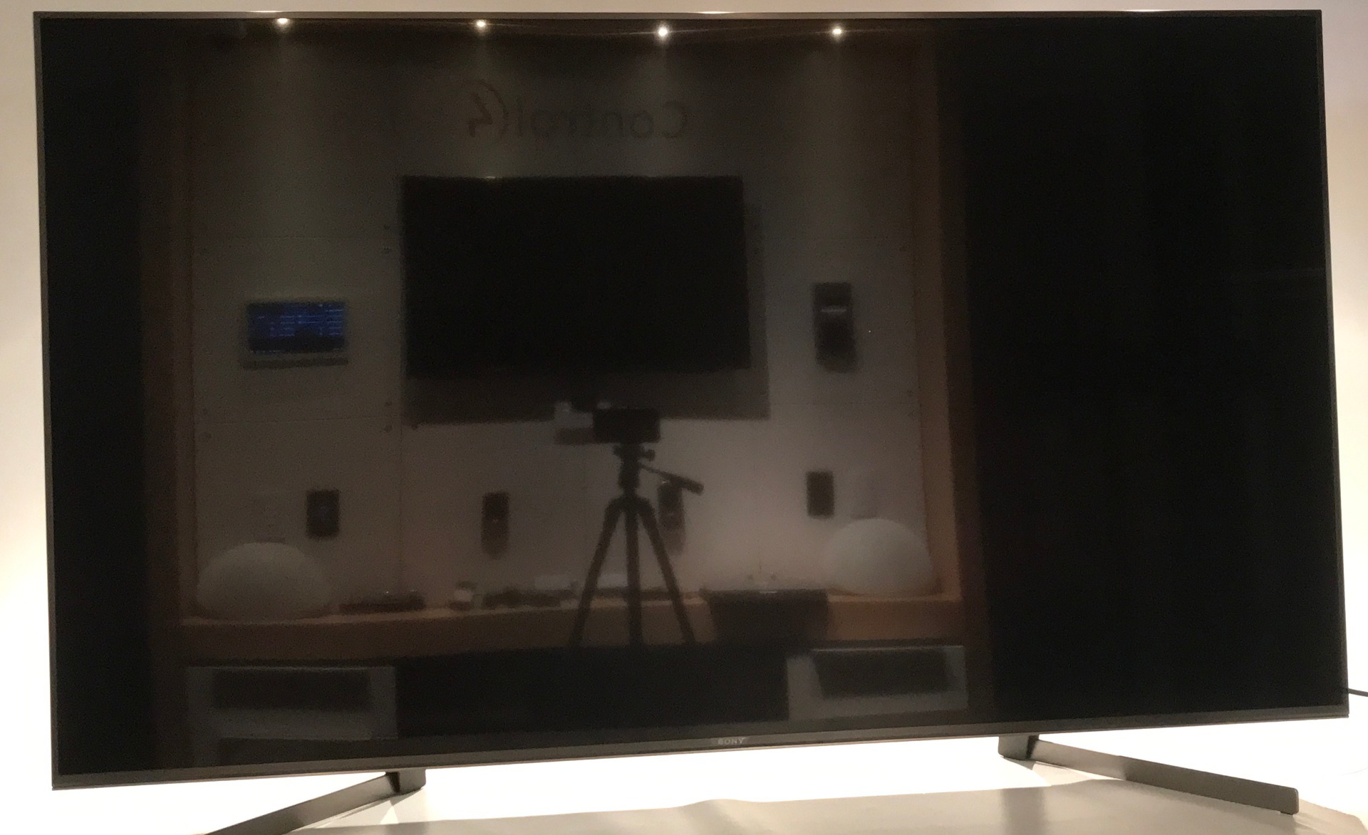 L'antireflets du t&eacute;l&eacute;viseur XBRX950G de Sony